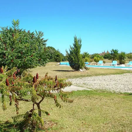 Panoramic Poolside * La Croix-Blanche
