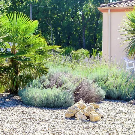 Panoramic Poolside * La Croix-Blanche