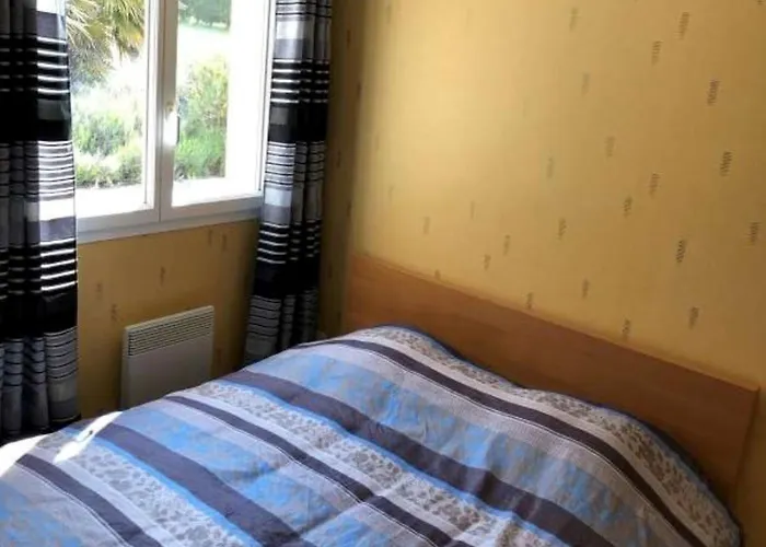 Panoramic Poolside *