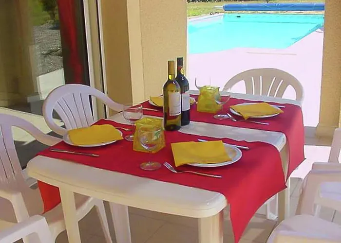 Villa Panoramic Poolside
