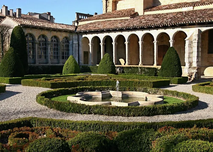 Panoramic Poolside Villa *
